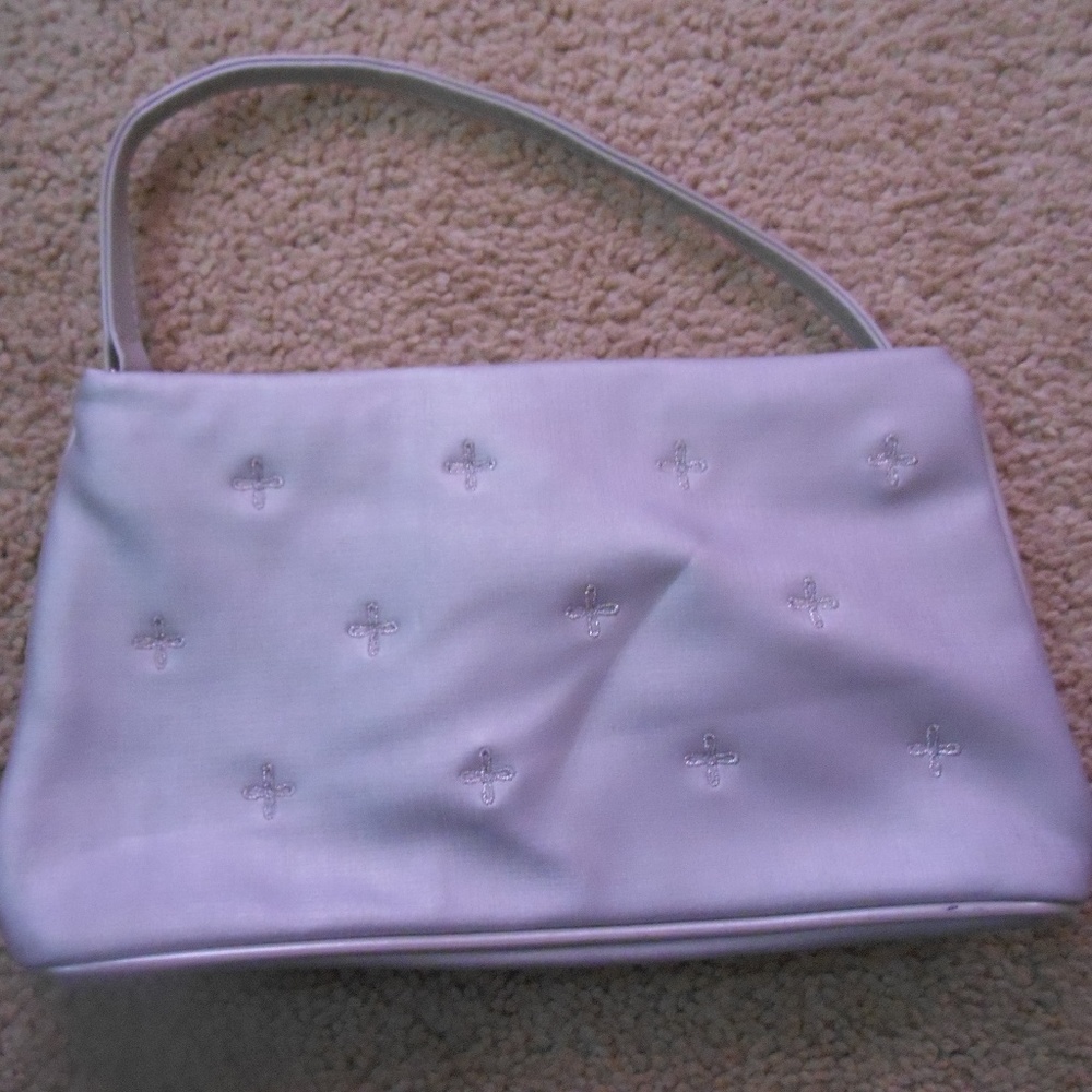 Smaller Silver Purse 5" x 10" w/o Strap GC